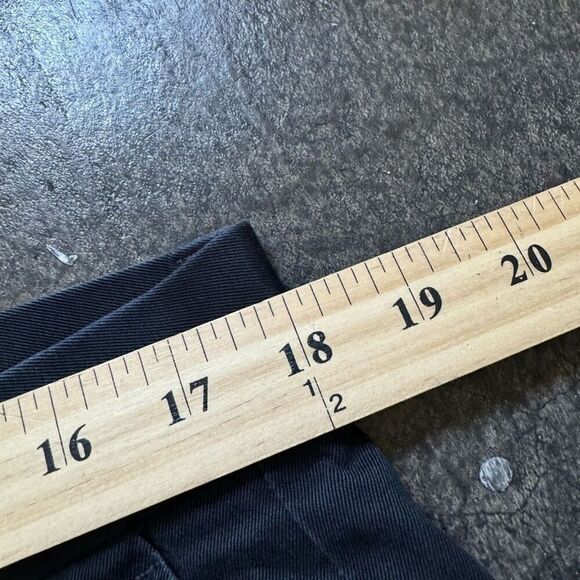 Dockers D3 Classic Fit Men’s Size 36x32 Cotton Blend Flat Front Style Chinos - Picture 12 of 14